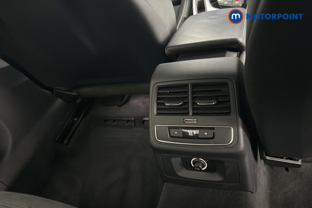 Audi A4 2.0 Tfsi 35 Se Saloon Euro 6 S Black #27