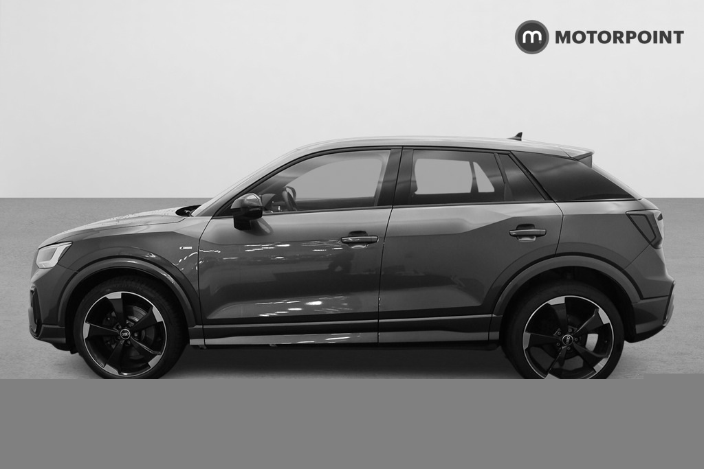 Audi Q2 35 Tfsi Black Edition S Tronic Grey #4