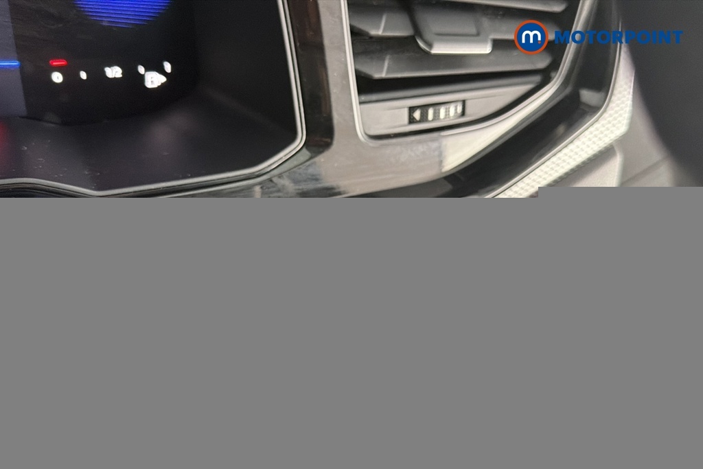 Volkswagen Taigo 1.0 Tsi 110Ps R-line Dsg Black #13