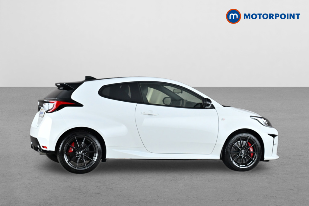 Toyota Yaris 1.6 Awd Circuit Pack White #5
