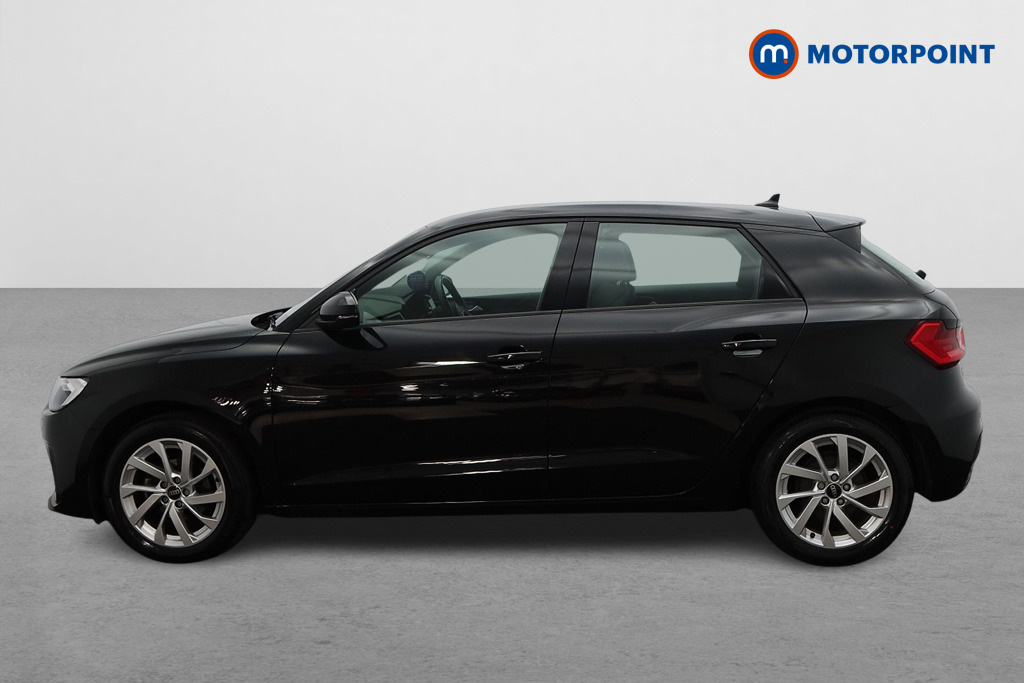 Audi A1 25 Tfsi Sport Black #4