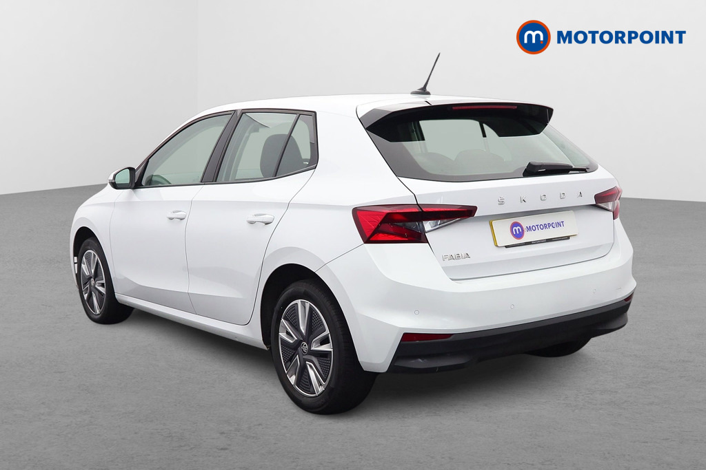 Skoda Fabia 1.0 Tsi Se Comfort White #4