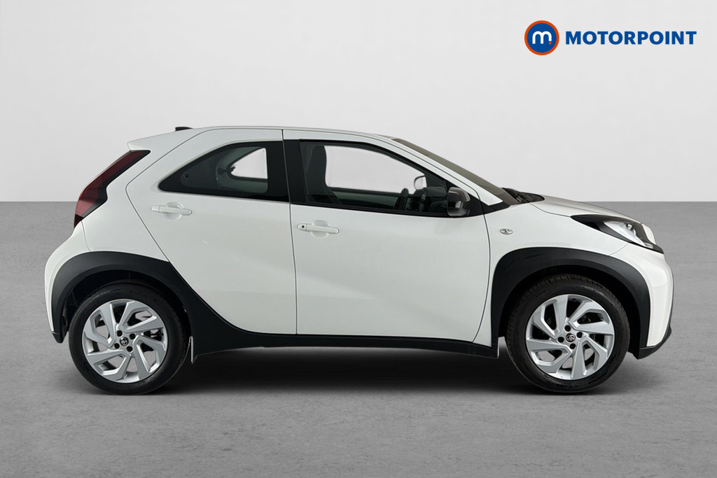Toyota Aygo X 1.0 Vvt-i Pure White #4
