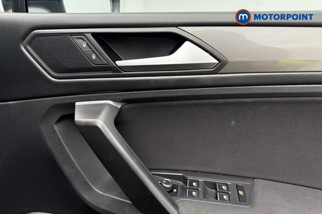 Volkswagen Tiguan Allspace Life Grey #26