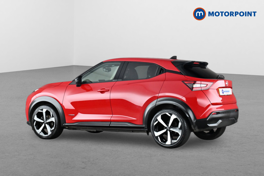 Nissan Juke 1.6 Hybrid N-connecta 2023 Red #5