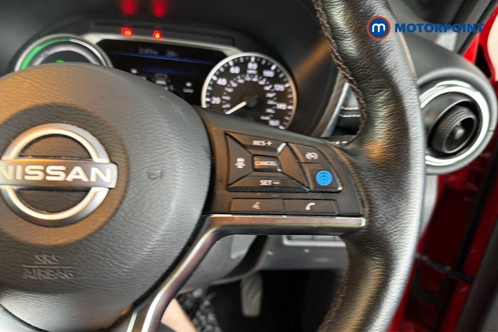 Nissan Juke 1.6 Hybrid N-connecta 2023 Red #11