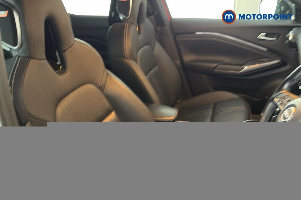 Nissan Juke 1.6 Hybrid N-connecta 2023 Red #19