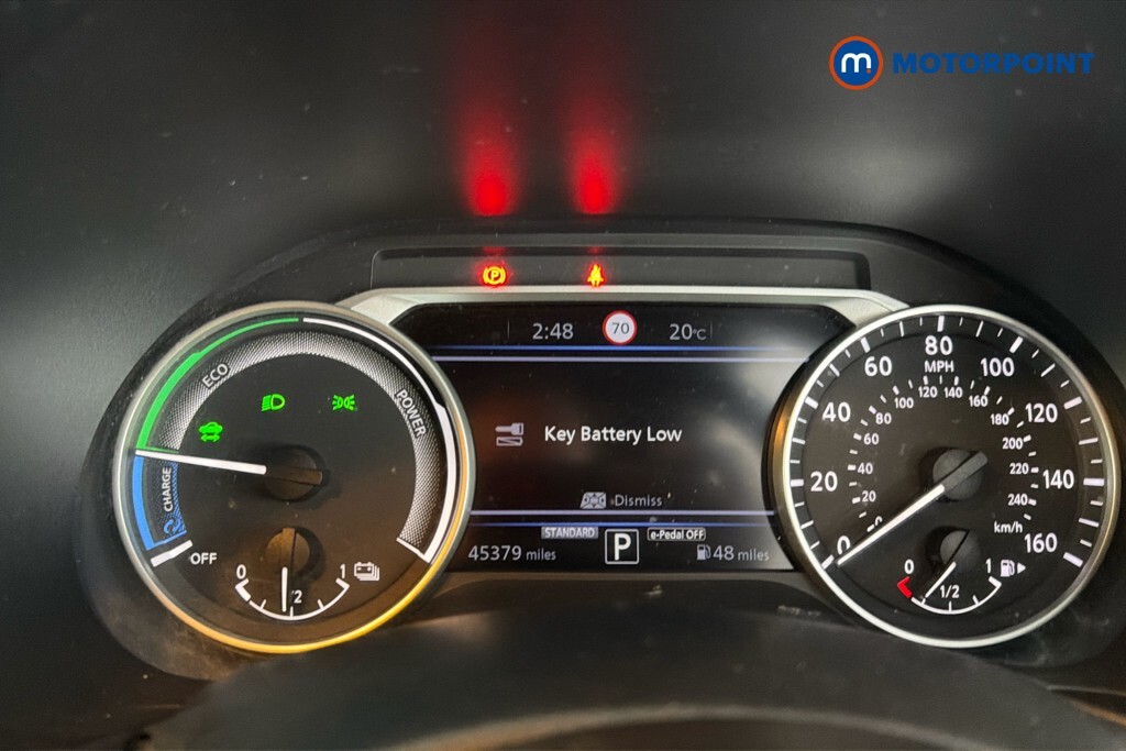 Nissan Juke 1.6 Hybrid N-connecta 2023 Red #14