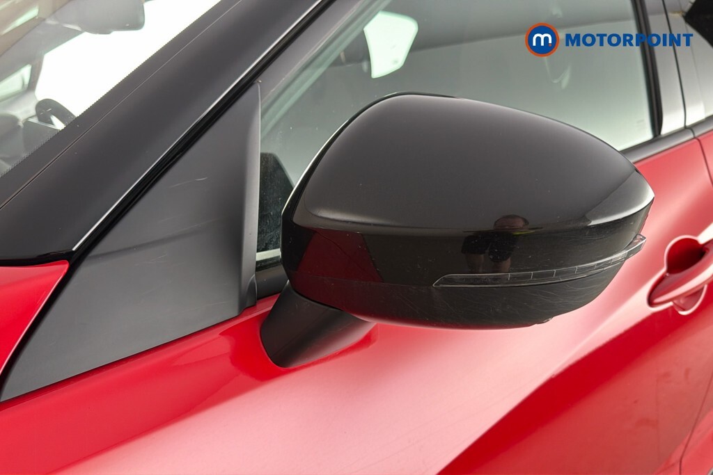 Nissan Juke 1.6 Hybrid N-connecta 2023 Red #30