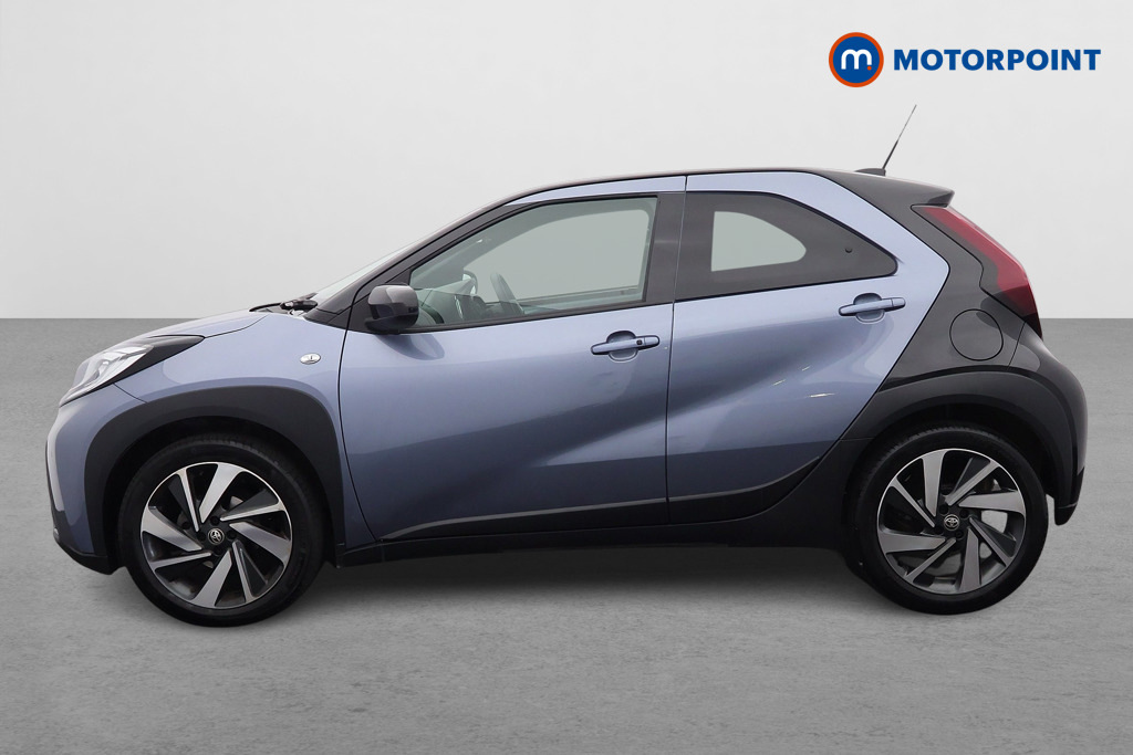 Toyota Aygo X 1.0 Vvt-i Exclusive Grey #4