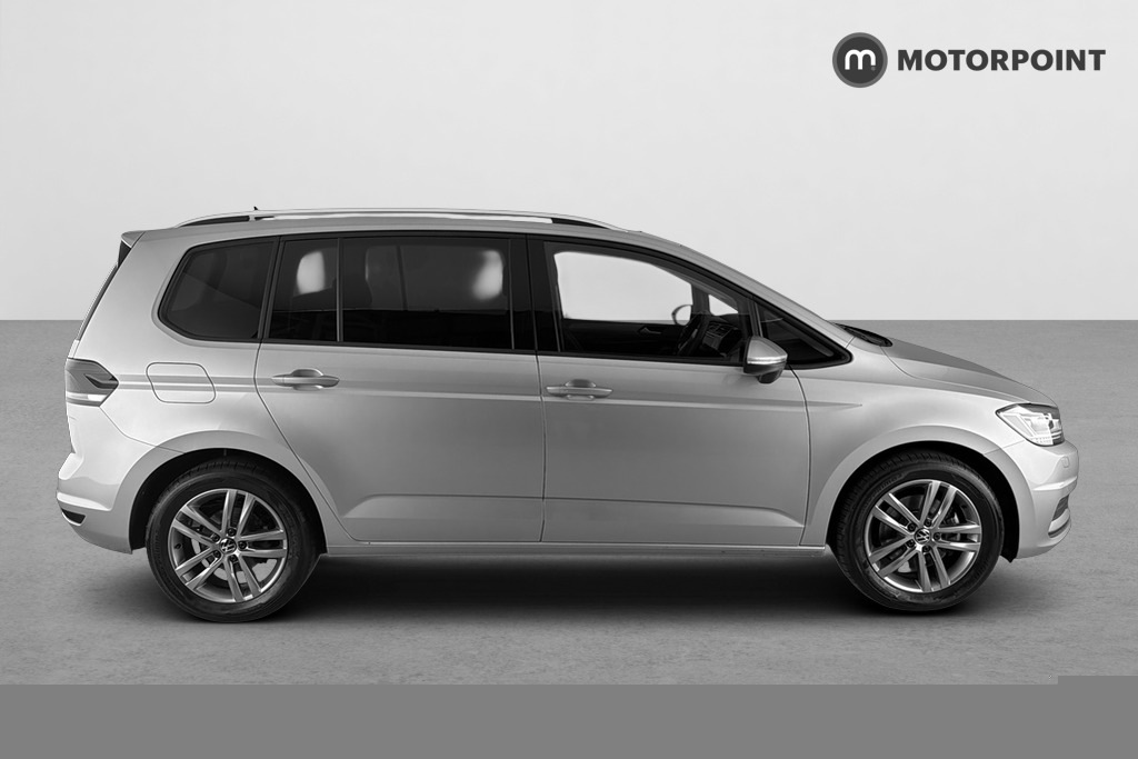 Volkswagen Touran 1.5 Tsi Evo Match Silver #4