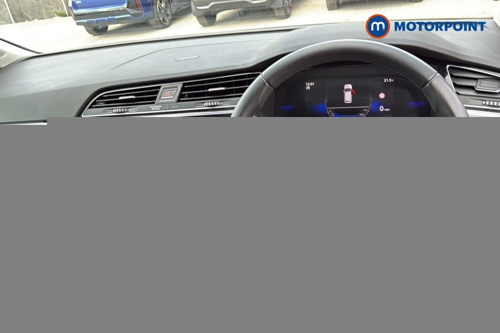 Volkswagen Touran 1.5 Tsi Evo Match Grey #6
