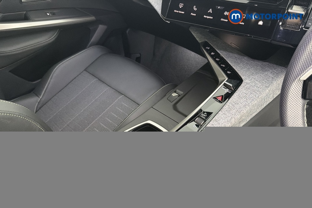 Peugeot 5008 1.2 Hybrid 145 Gt E-dsc6 Ni Grey #16