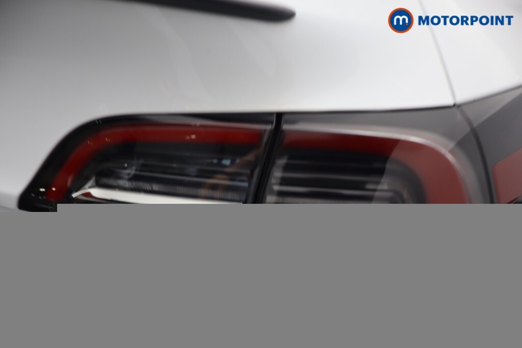 Tesla Model Y Performance Awd BW72PYS White #5