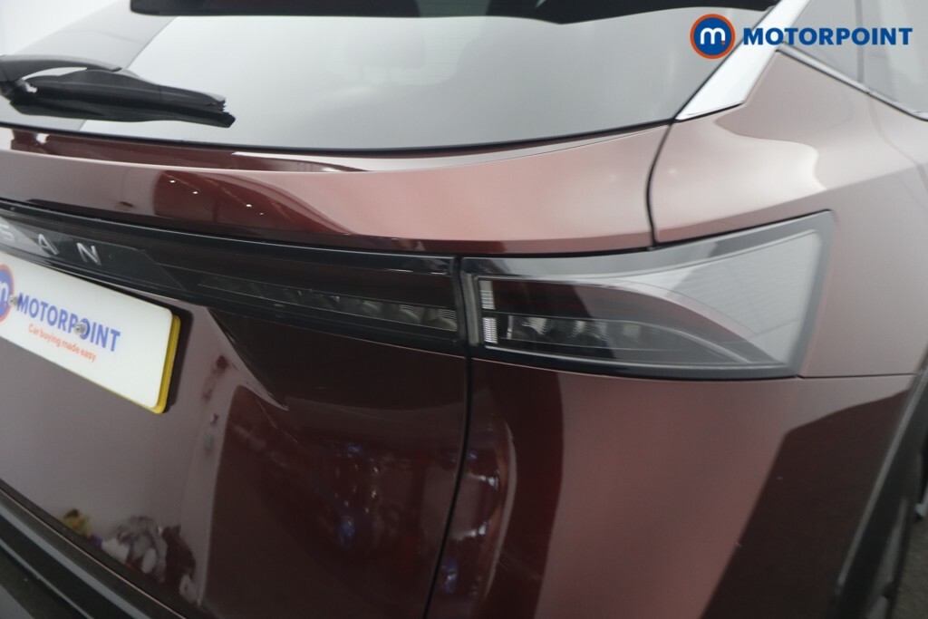 Nissan Ariya 225Kw Evolve 87Kwh 22Kwch E-4orce Grey #9