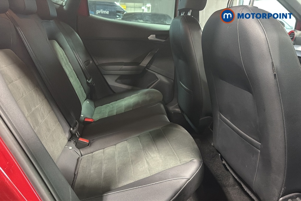 Seat Arona 1.0 Tsi Fr Black Edition Euro 6 5-Door White #21