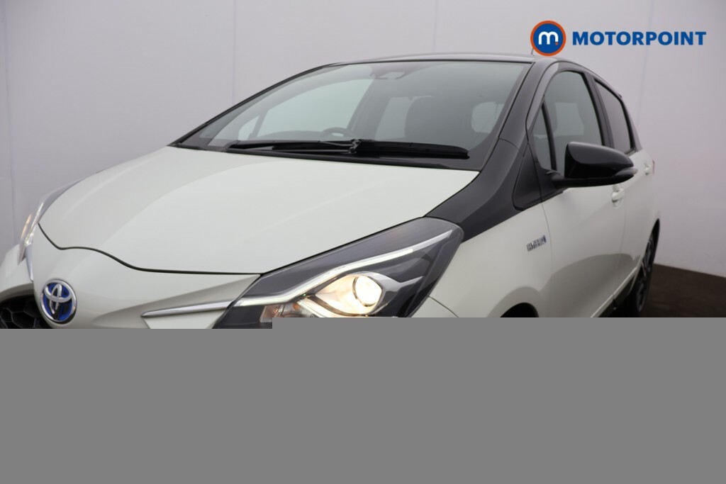 Toyota Yaris Hybrid 1.5 Vvt-i Icon Tech 5-Dr White #36