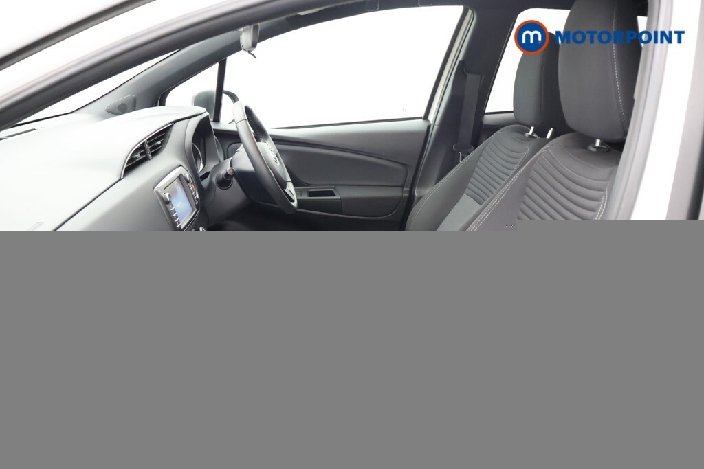 Toyota Yaris Hybrid 1.5 Vvt-i Icon Tech 5-Dr White #26