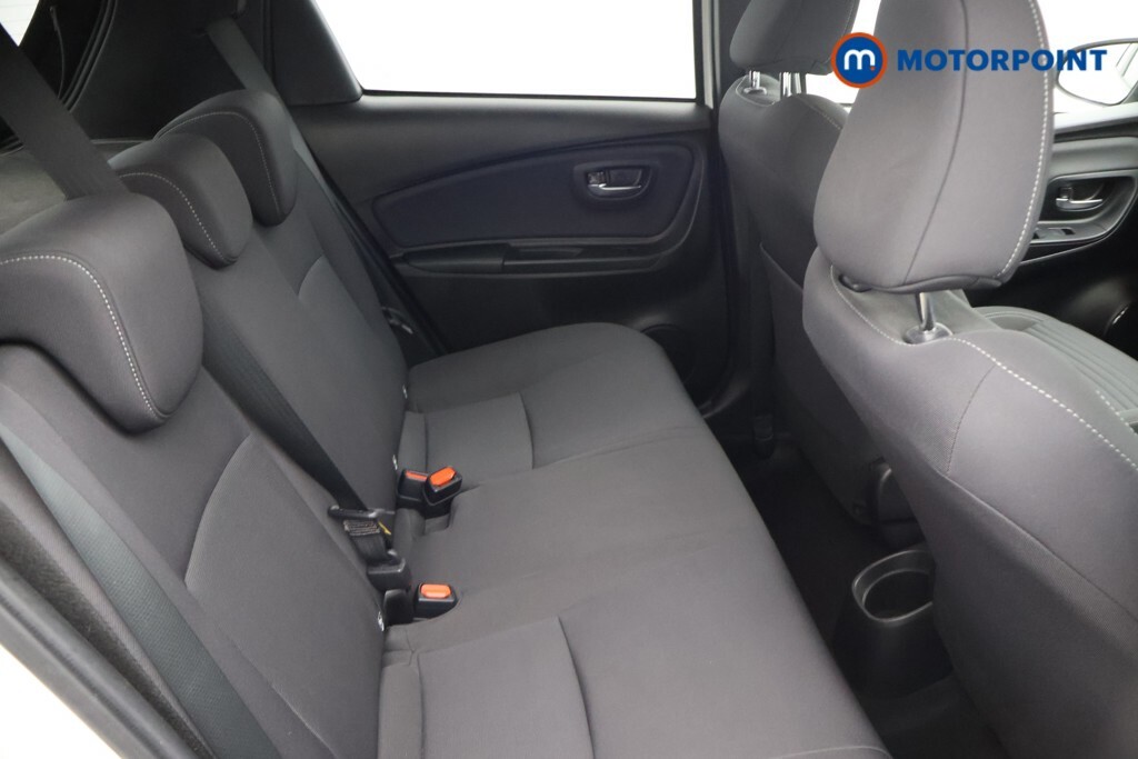 Toyota Yaris Hybrid 1.5 Vvt-i Icon Tech 5-Dr White #22