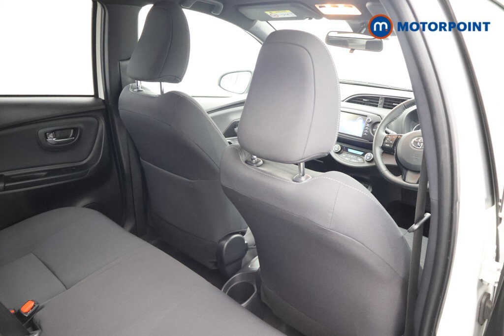 Toyota Yaris Hybrid 1.5 Vvt-i Icon Tech 5-Dr White #23