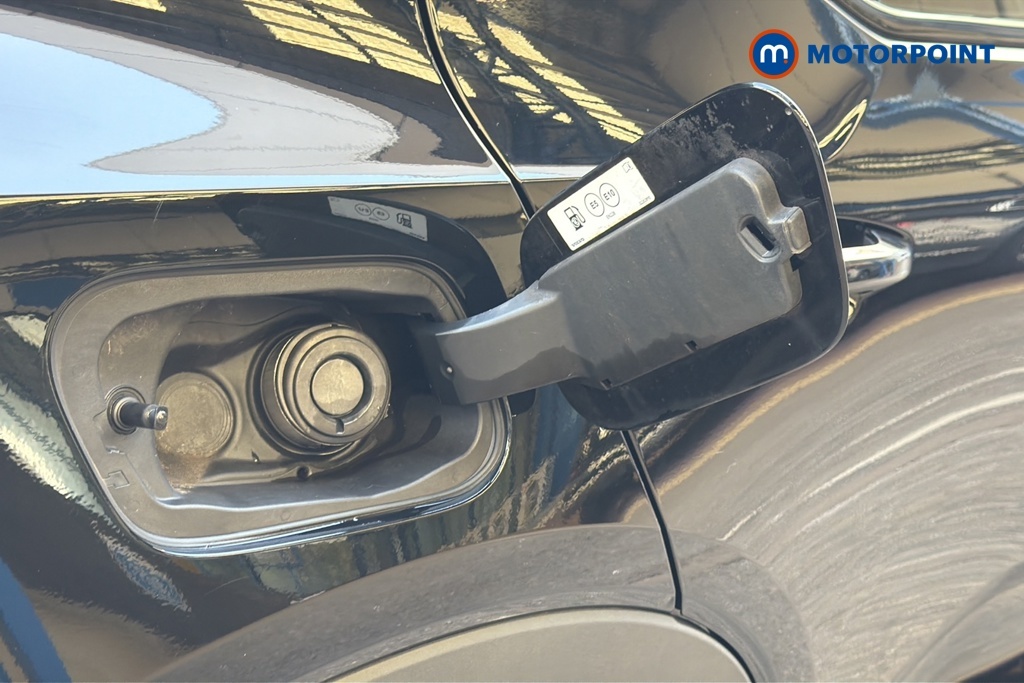 Volvo XC40 1.5 T5 262 Hybrid R Design Pro Geartronic #30
