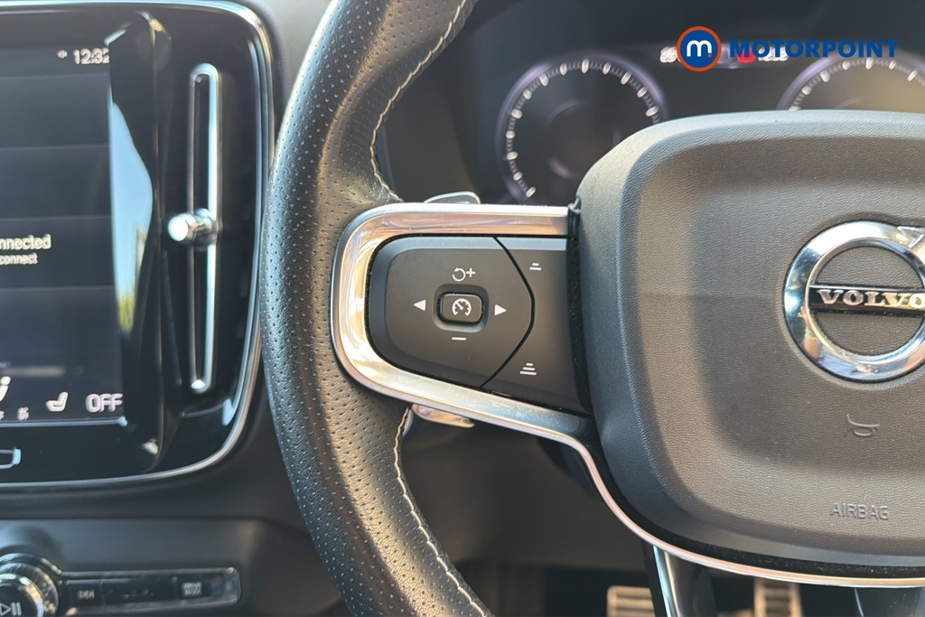 Volvo XC40 1.5 T5 262 Hybrid R Design Pro Geartronic #11