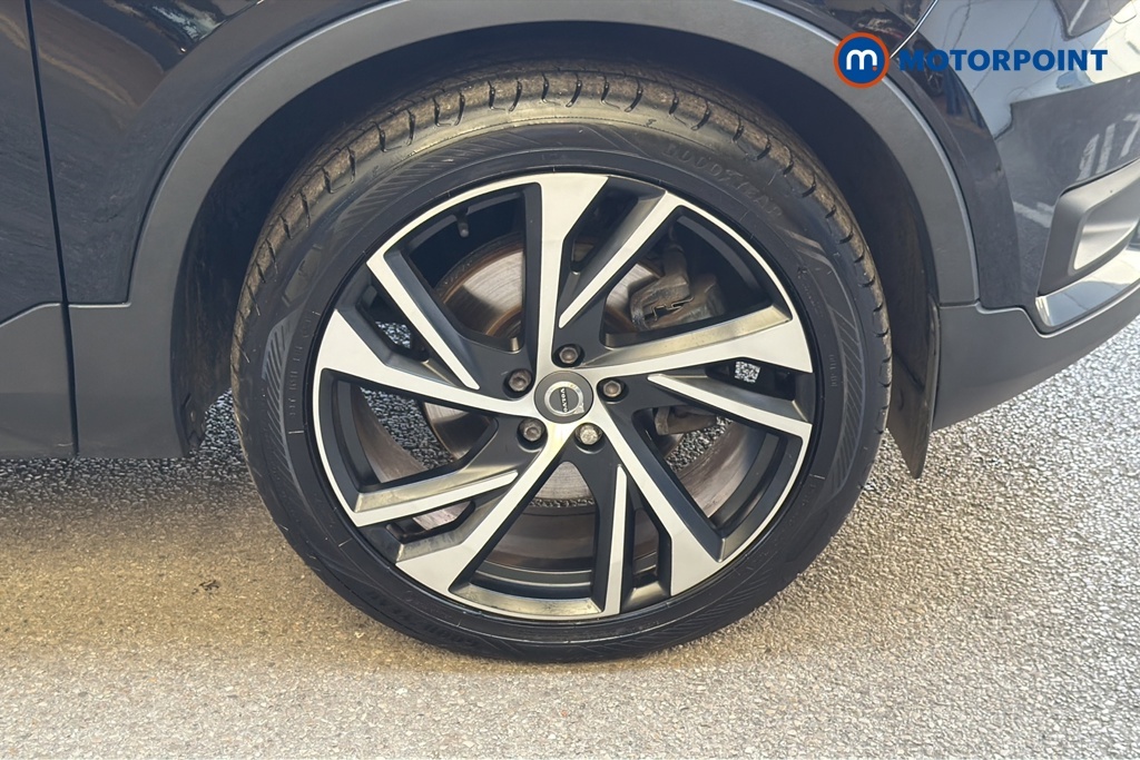 Volvo XC40 1.5 T5 262 Hybrid R Design Pro Geartronic #35