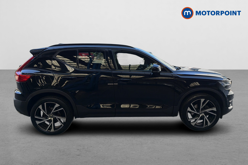 Volvo XC40 2.0 T4 R Design Pro Geartronic Black #4