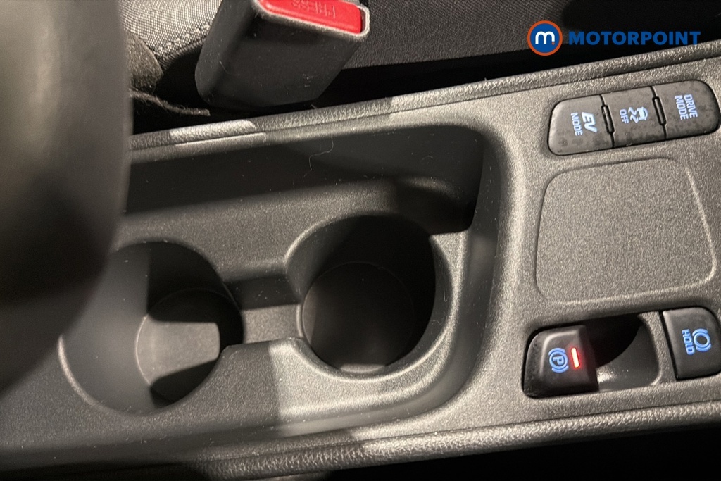 Toyota Yaris Yaris Icon Vvt-i Red #19