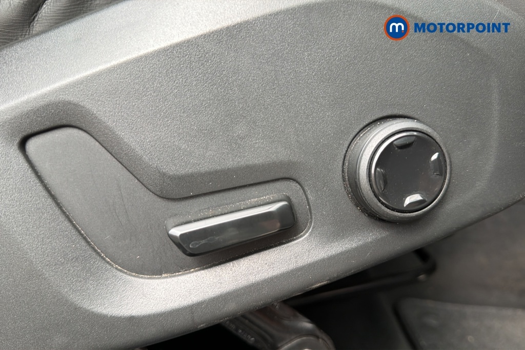 Volvo XC60 Mild Hybrid Panoramic Roof, Bowers Wilkins, Bli Grey #23