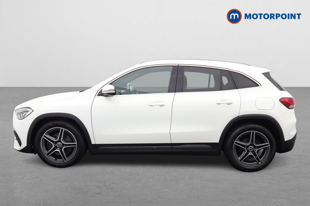 Mercedes-Benz GLA Class Gla 200 Amg Line White #4