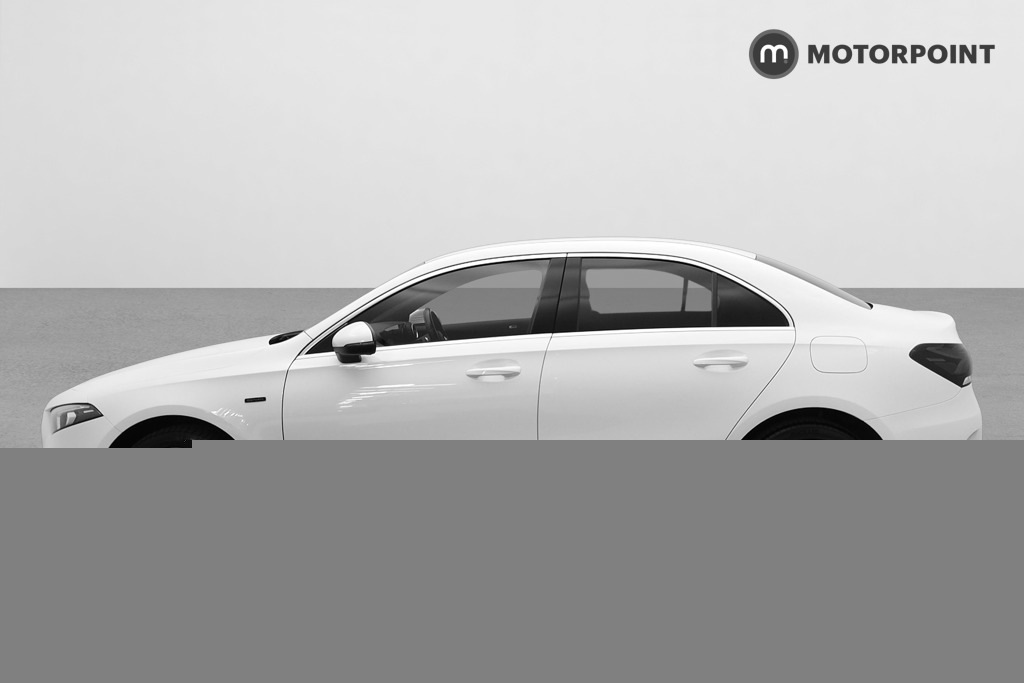 Mercedes-Benz A Class A250e Amg Line White #4