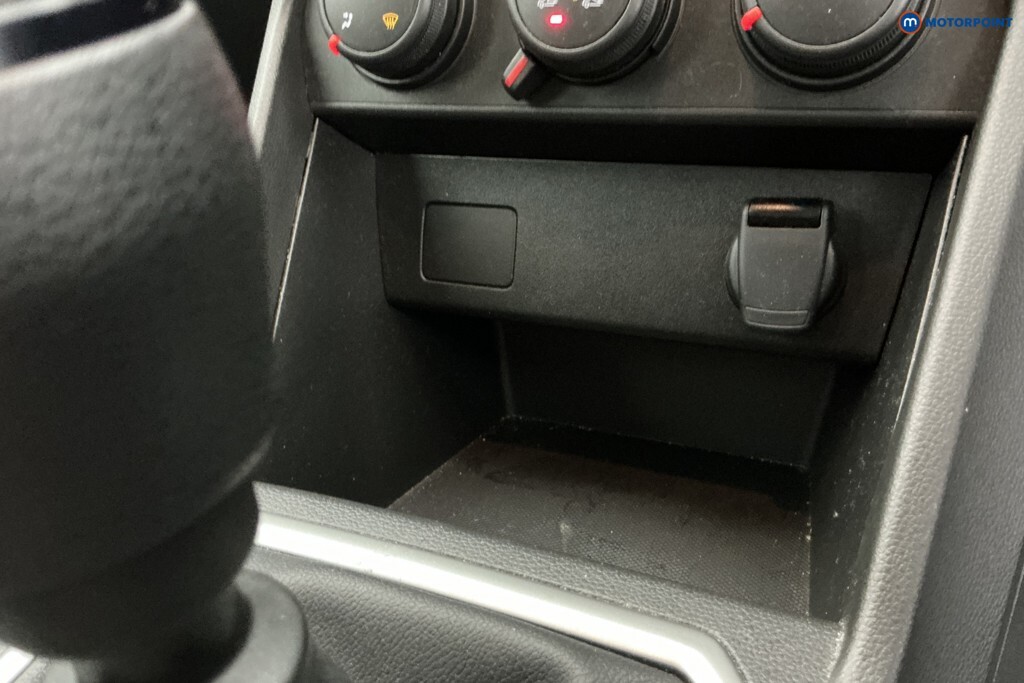 Dacia Sandero 1.0 Tce Extreme Hatchback Bi Fuel Euro Green #22