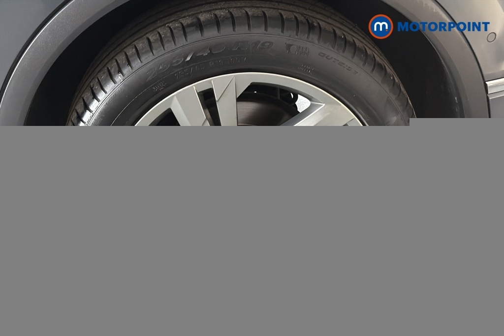 Volkswagen Tiguan 1.5 Etsi 150 R-line Grey #33
