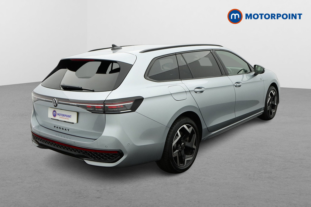 Volkswagen Passat 1.5 Tsi Ehybrid 19.7Kwh Elegance Estate  #7