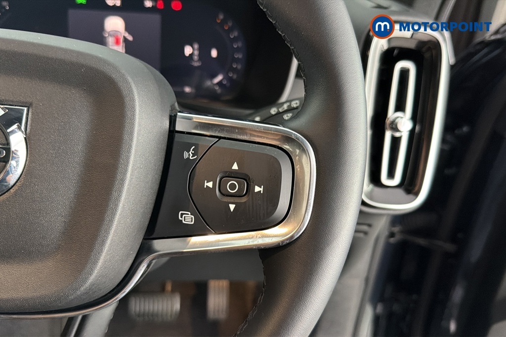 Volvo XC40 Black Edition Ultra, B3 Mild Hybrid, 360 C Grey #10