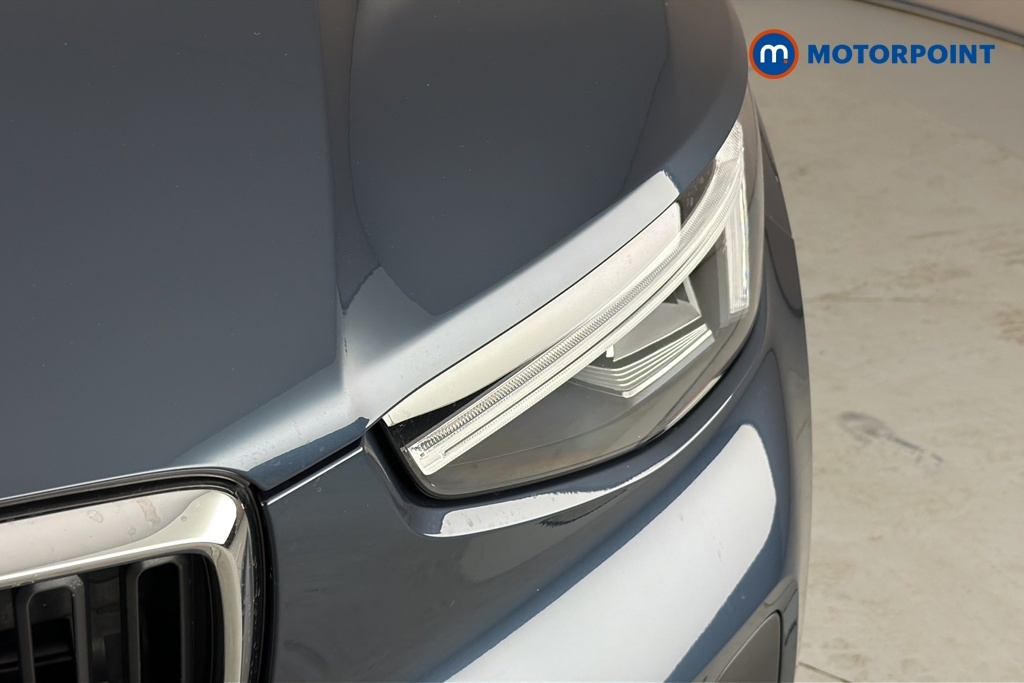 Volvo XC40 Black Edition Ultra, B3 Mild Hybrid, 360 C Grey #35