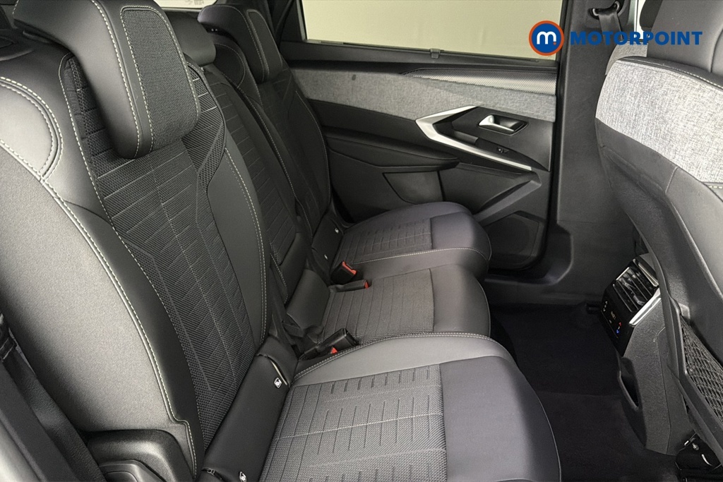 Peugeot 5008 1.2 Hybrid 136 Gt E-dsc6 White #19