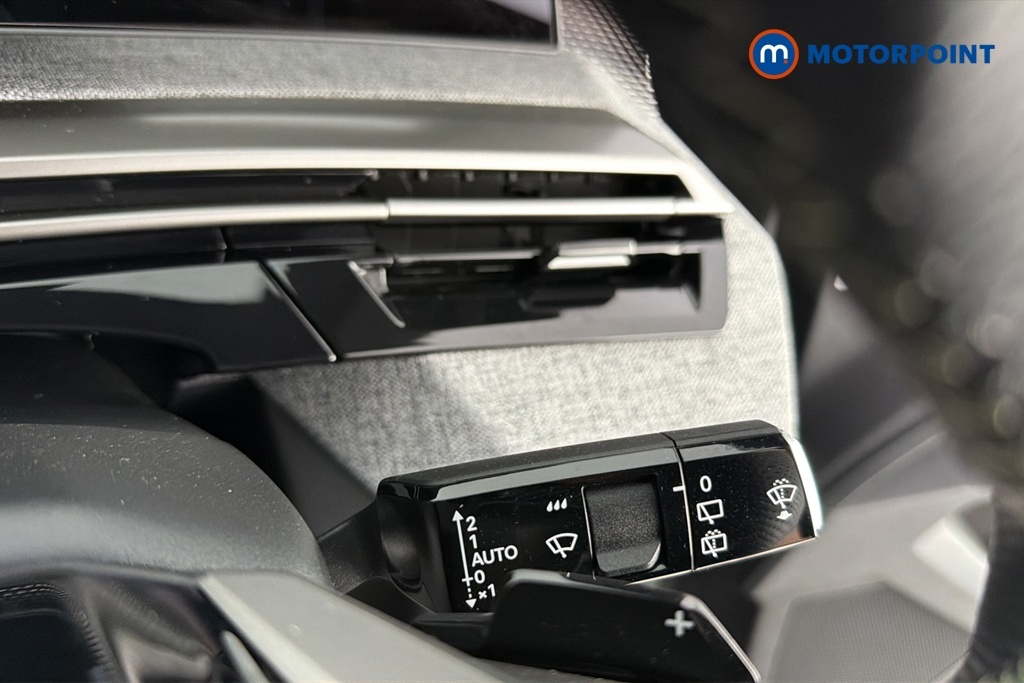 Peugeot 5008 1.2 Hybrid 136 Gt E-dsc6 White #12