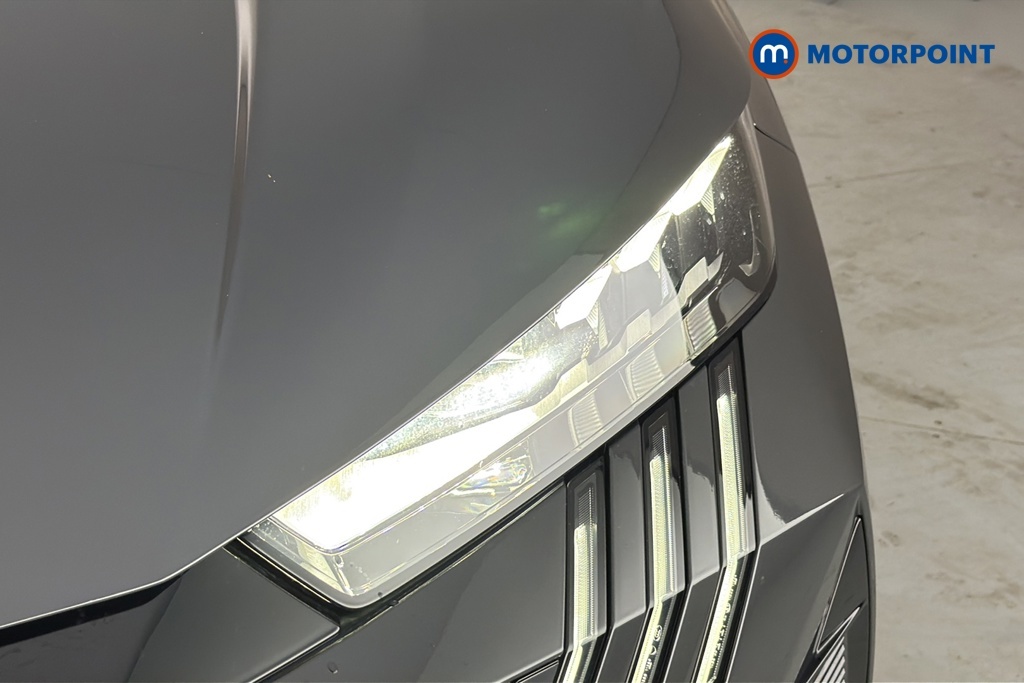 Peugeot 5008 1.2 Hybrid 136 Gt E-dsc6 White #26