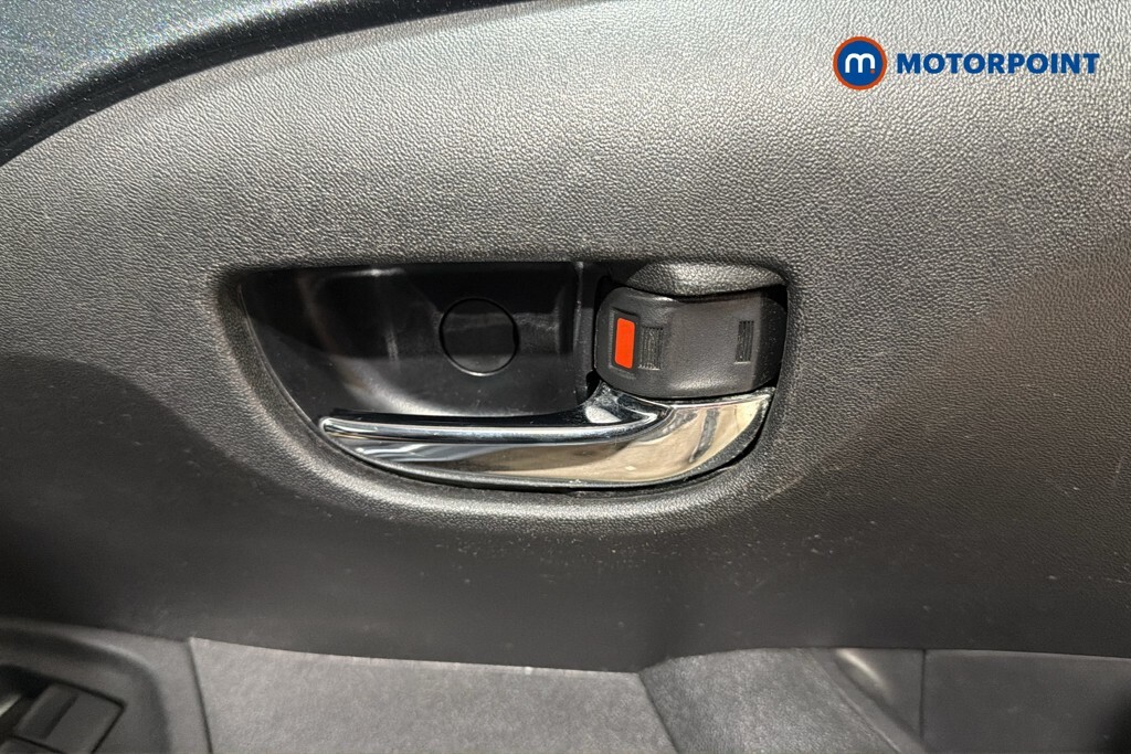 Peugeot 108 1.0 Collection Euro 6 Ss Green #22