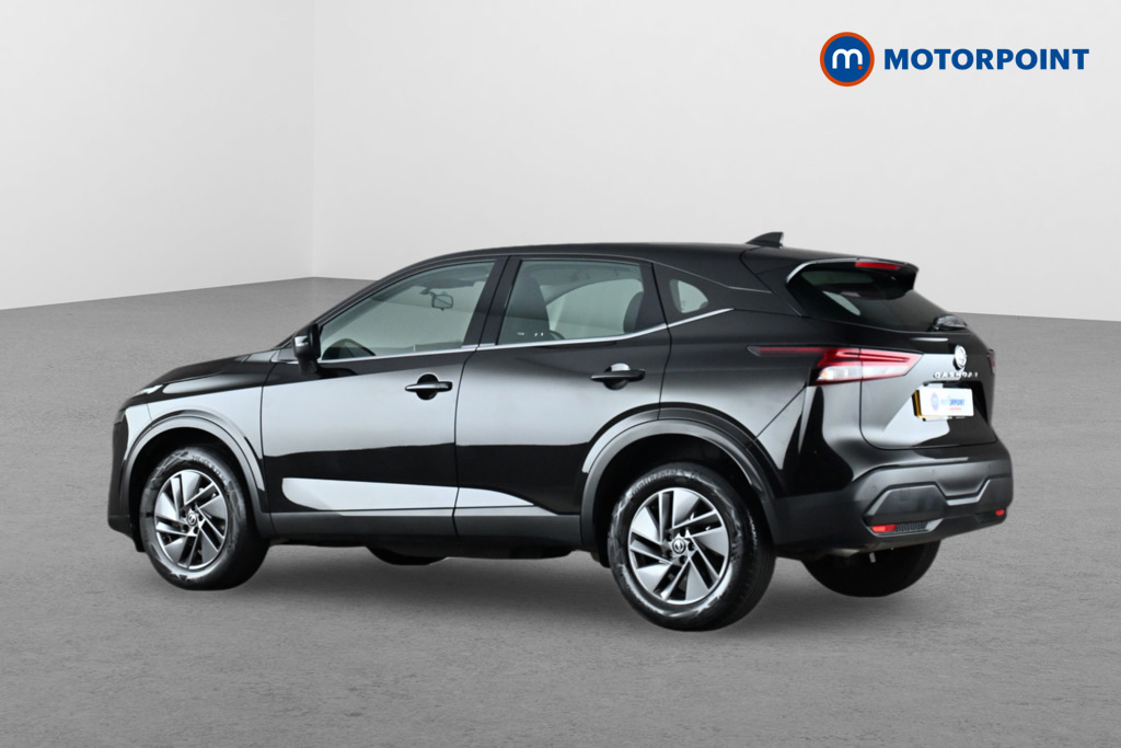 Nissan Qashqai 1.3 Dig-t Mh Acenta Premium Black #4