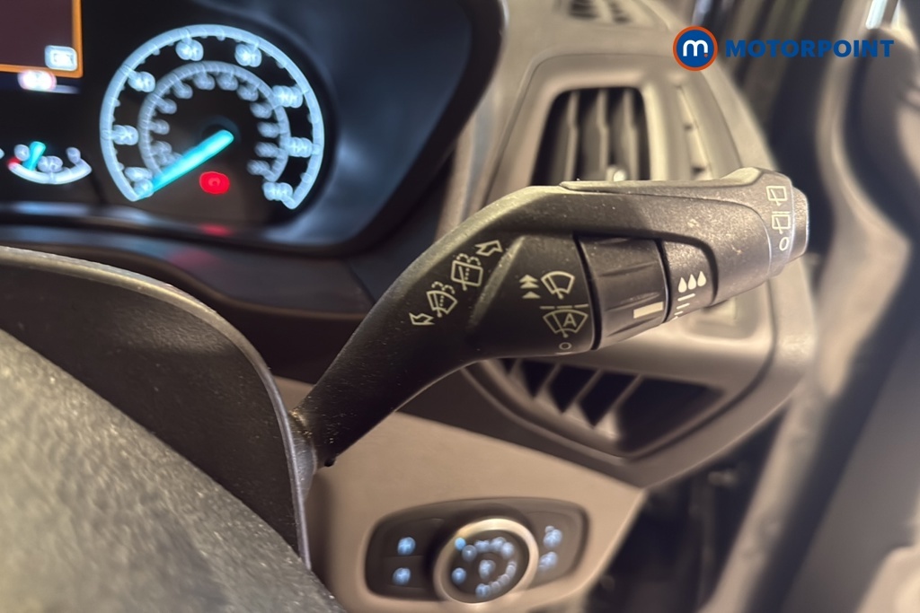 Ford Tourneo Connect 1.5 Ecoboost Titanium Mpv Dct Euro 6 S Black #9