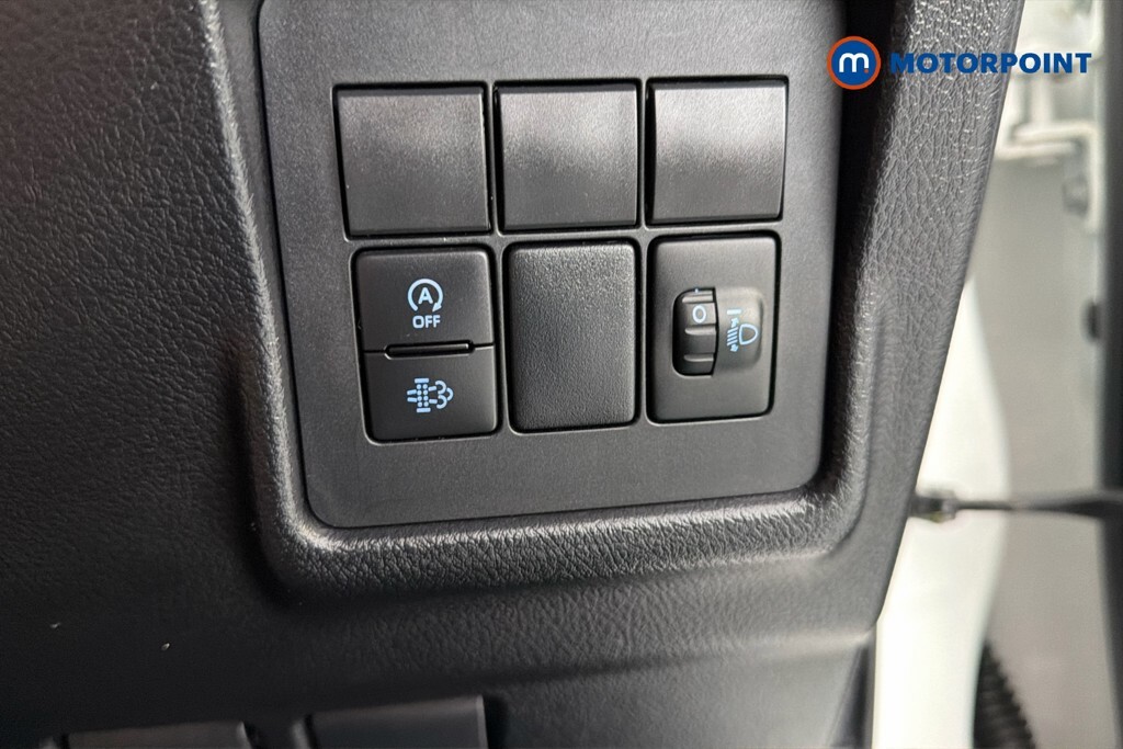 Toyota Land Cruiser 2.8 D-4d 204 Invincible 7 Seats Black #23