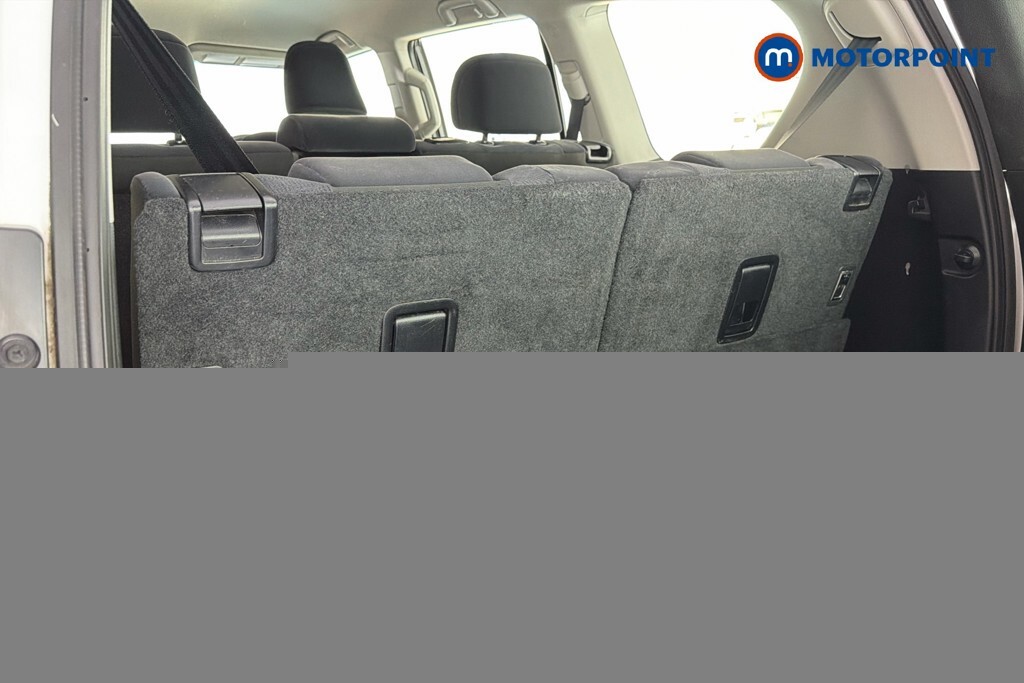 Toyota Land Cruiser 2.8 D-4d 204 Invincible 7 Seats Black #24