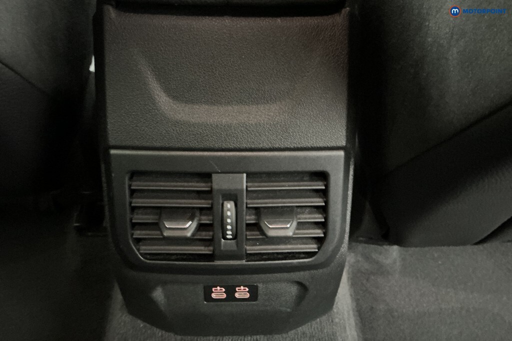 BMW 1 Series 118I 136 Sport Step Live Cockpit Pro Black #18