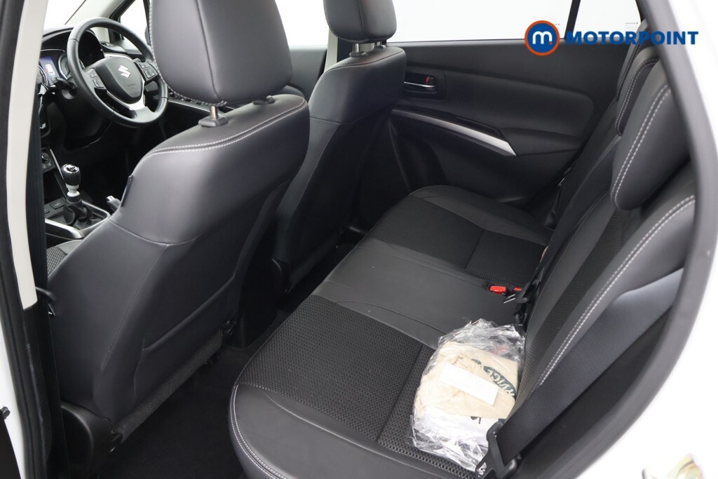 Suzuki S Cross 1.5H Ultra Ags Allgrip Euro 6 S S White #31
