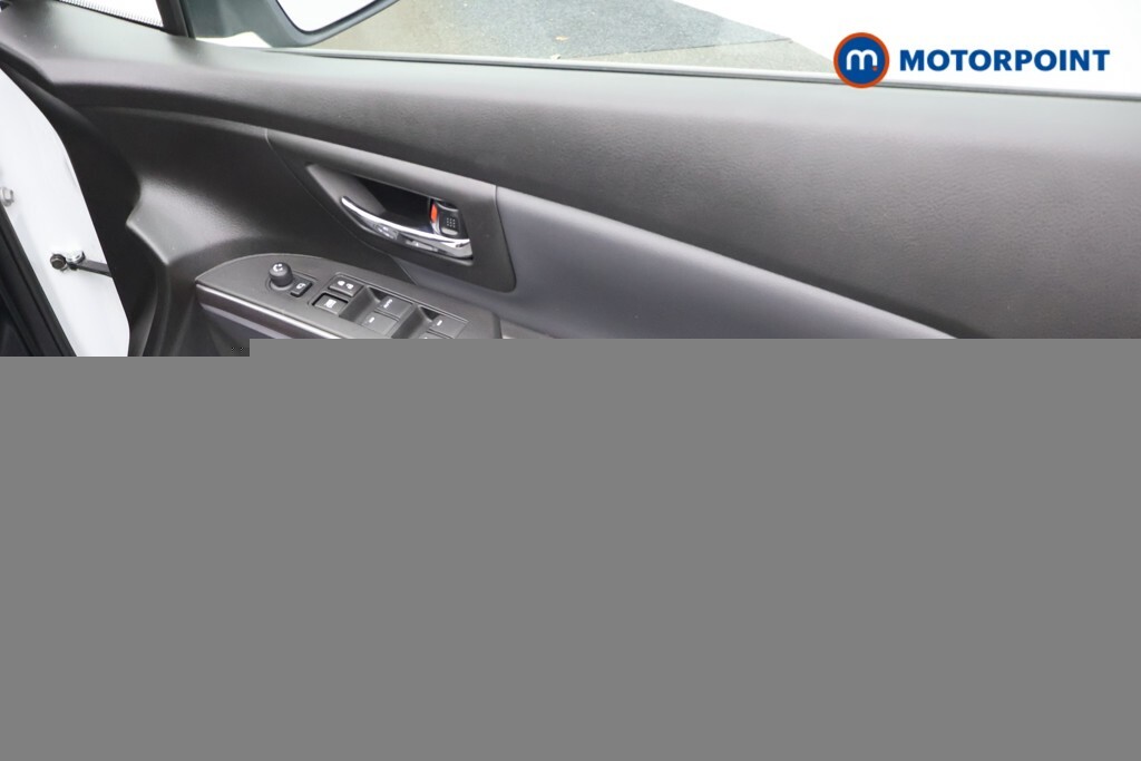 Suzuki S Cross 1.5H Ultra Ags Allgrip Euro 6 S S White #22