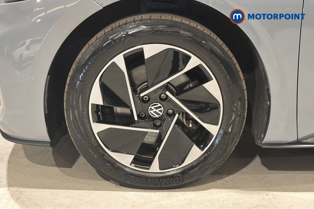 Volkswagen ID.3 Volkswagen Id.3 Hatchback 150Kw Tour Pro S 77Kwh 5 Silver #33