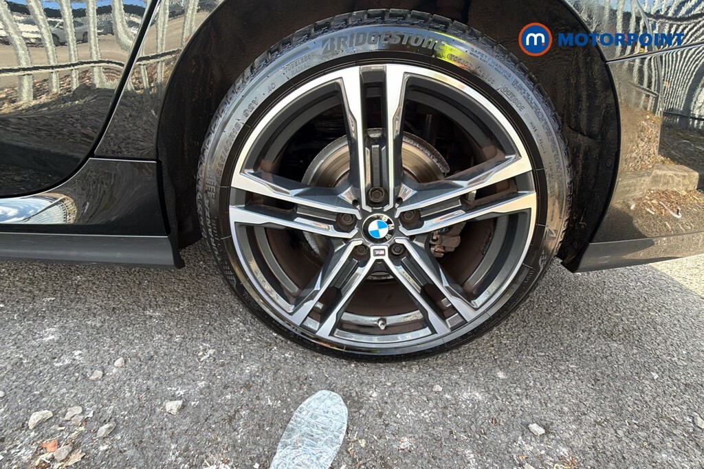 BMW 2 Series 1.5 218I M Sport Saloon Dct Euro 6 Ss White #21